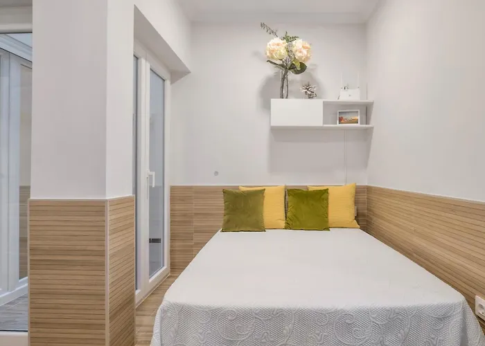 Reyes Catolicos Conil * קוניל דה לה פרונטרה